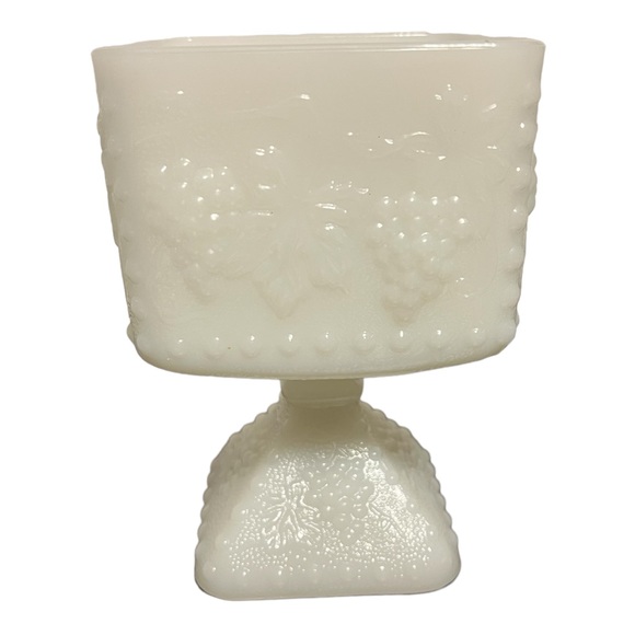 Vintage 50s Milk Glass Pedestal Dish Harvesr Graoe Pattern - Picture 1 of 10